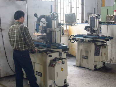 grinding machine